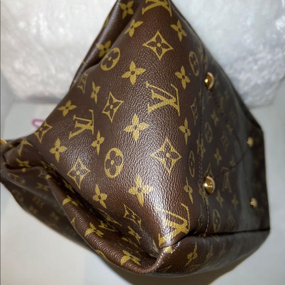 Authentic Louis Vuitton Artsy MM - Picture 3 of 12
